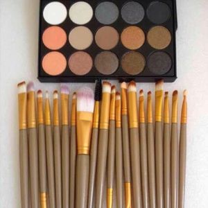 New 20pcs brush And 15 Colors Eyeshadow Palette
